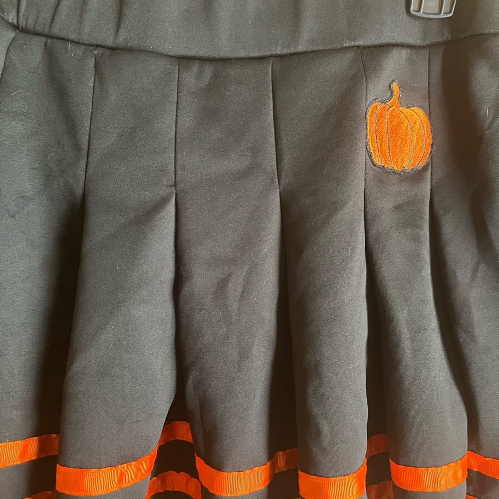Spirit Halloween | size L pumpkin pleated skirt - Picture 3 of 4